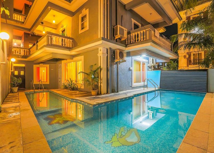 Goa Candolim Pool