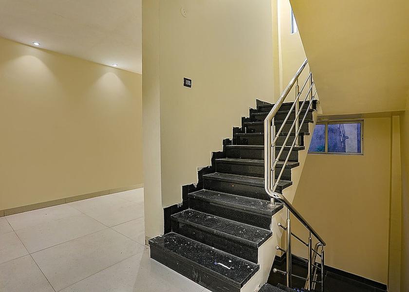 Madhya Pradesh Indore Lobby