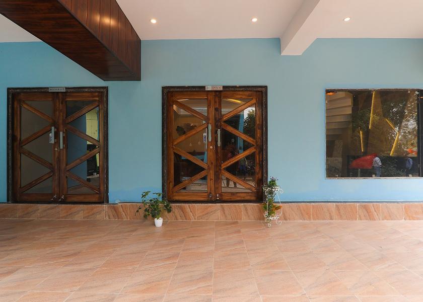 Uttar Pradesh Lucknow Public Areas