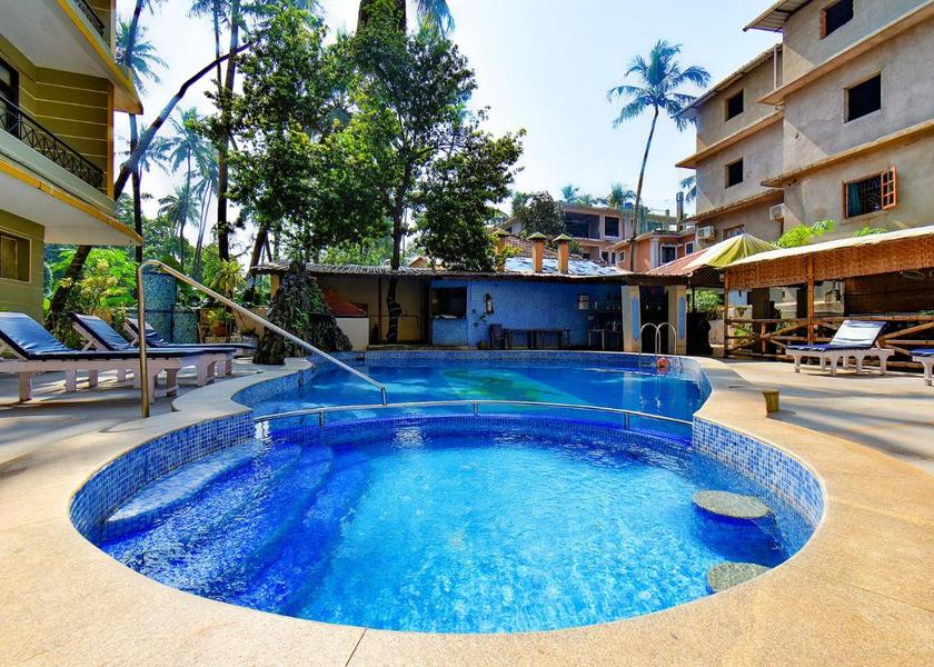 Goa Calangute Pool