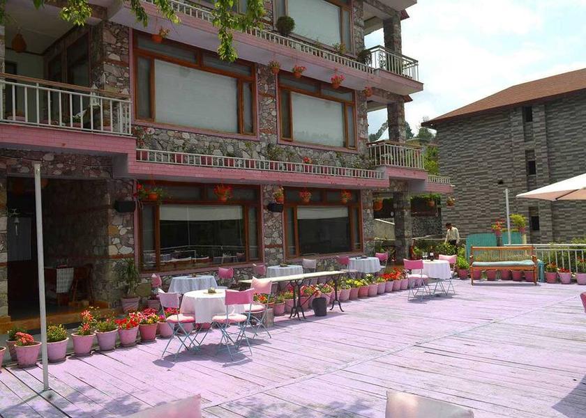 Uttarakhand Bhimtal Hotel Exterior