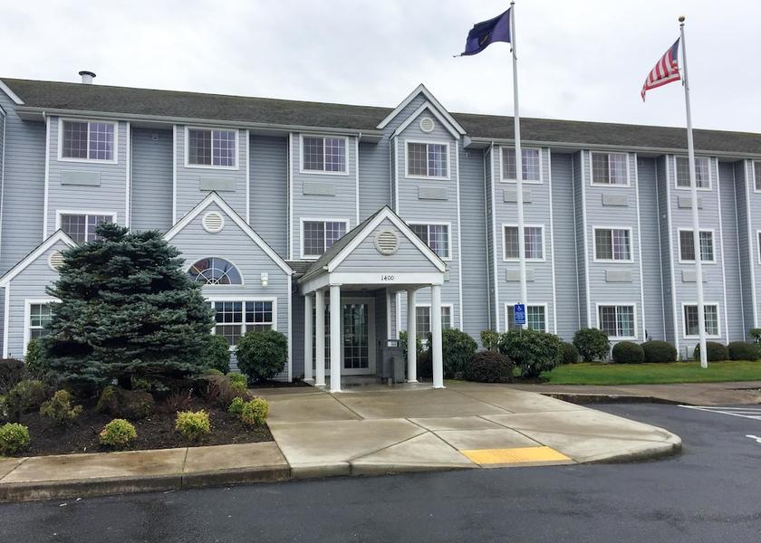 Oregon Sutherlin Exterior Detail