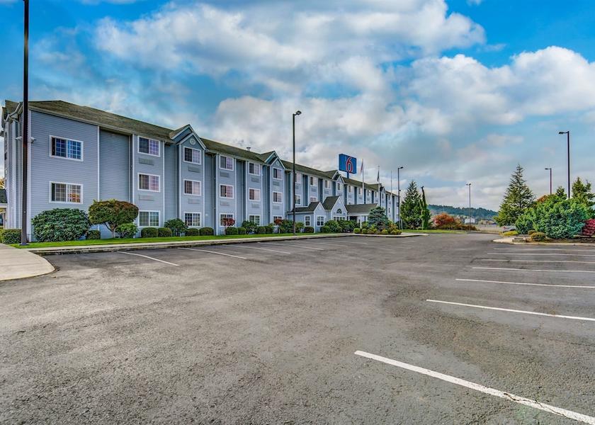 Oregon Sutherlin Facade