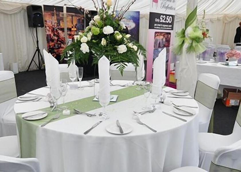 England Cleckheaton Dining Area