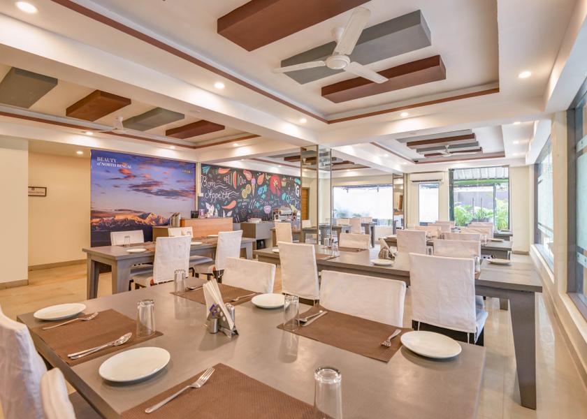West Bengal Siliguri Food & Dining