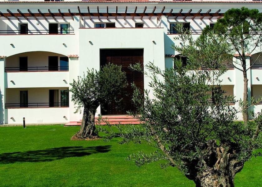 Corsica San-Nicolao Exterior Detail