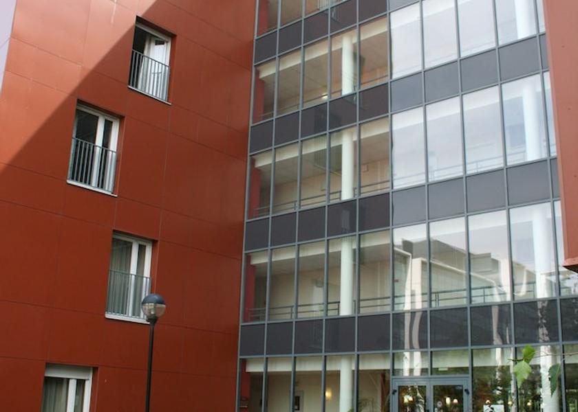 Auvergne-Rhone-Alpes Lyon Facade