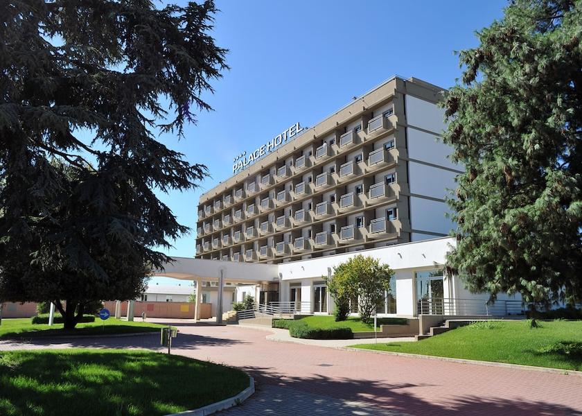 Lombardy Verdellino Facade