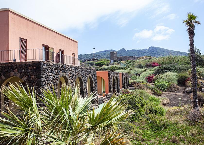 Sicily Pantelleria Garden