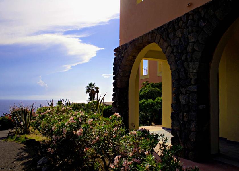Sicily Pantelleria Exterior
