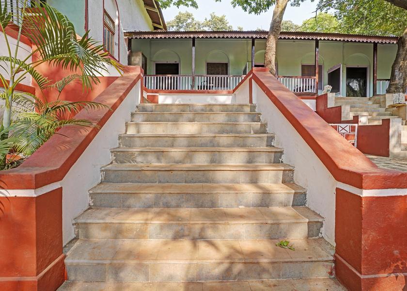 Maharashtra Matheran Hotel Exterior