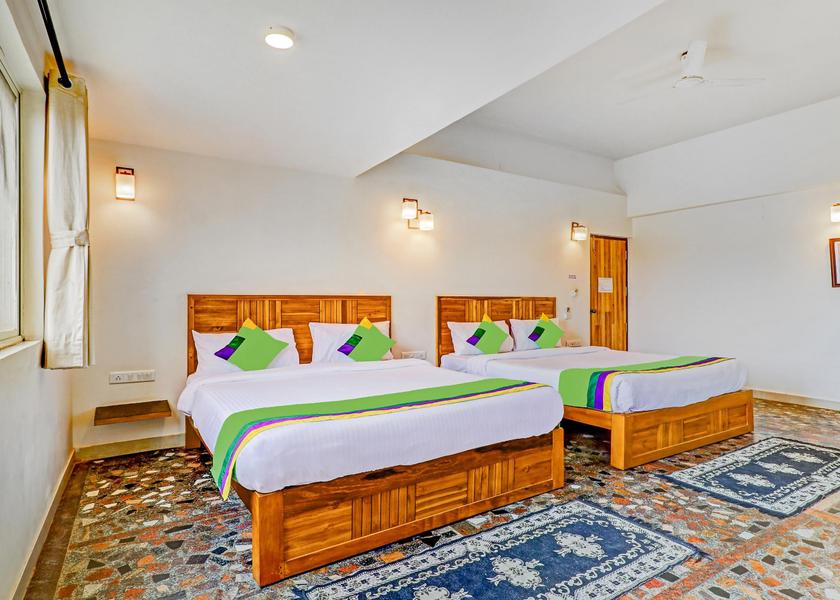 Karnataka Chikkamagaluru Deluxe Double Room