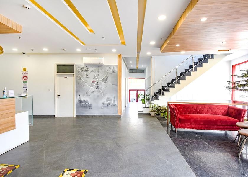 Punjab Zirakpur Lobby sitting area