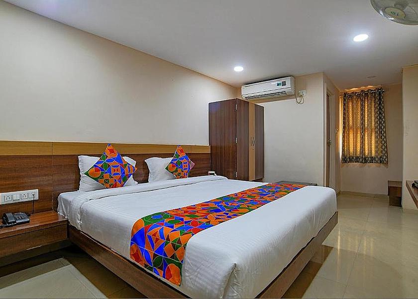Madhya Pradesh Indore Deluxe Room