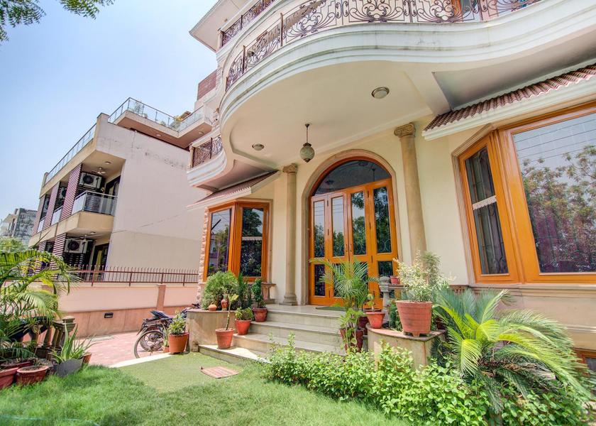 Uttar Pradesh Noida Surrounding environment