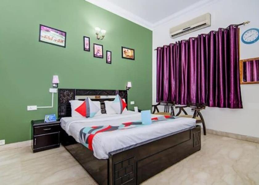 Uttar Pradesh Noida Room