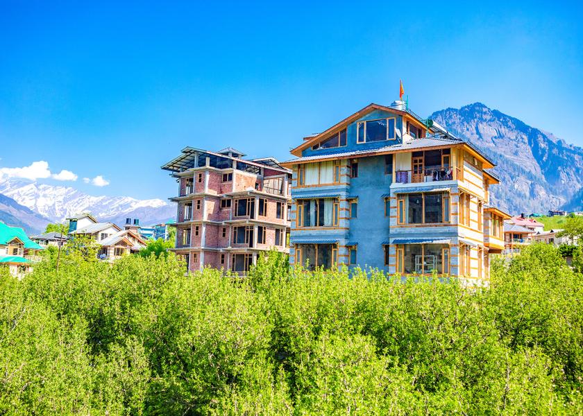 Himachal Pradesh Manali Hotel Exterior
