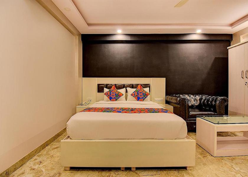 Karnataka Bangalore Deluxe Room