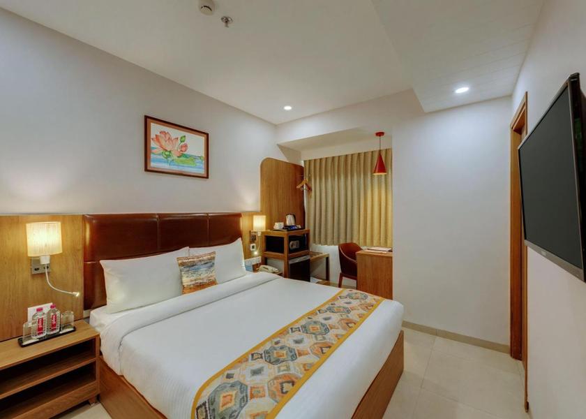 Gujarat Vadodara Deluxe Room