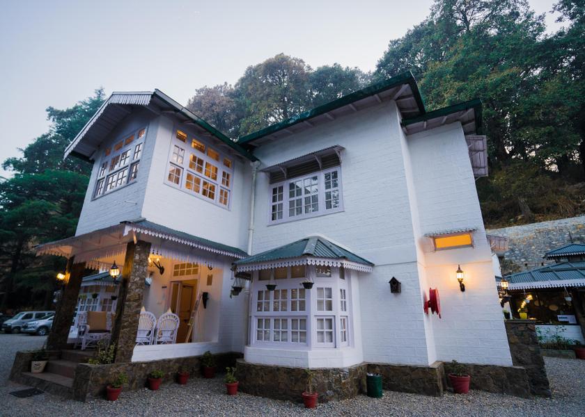 Uttarakhand Nainital Hotel Exterior