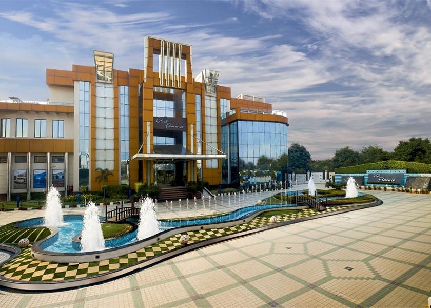 Haryana Gurugram Hotel Exterior