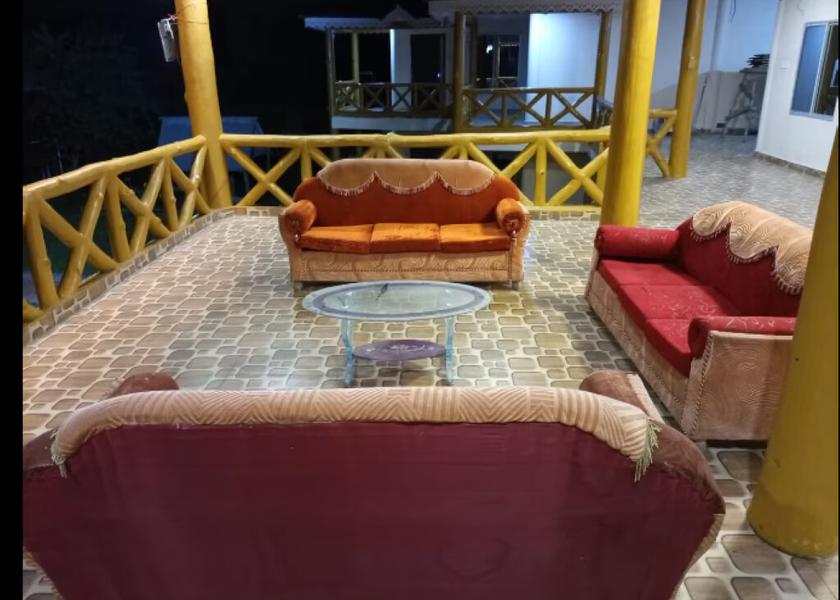 West Bengal Lataguri Public Areas
