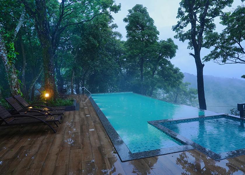 Kerala Munnar Pool