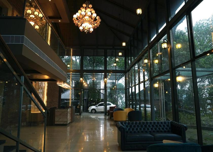 Kerala Munnar Public Areas
