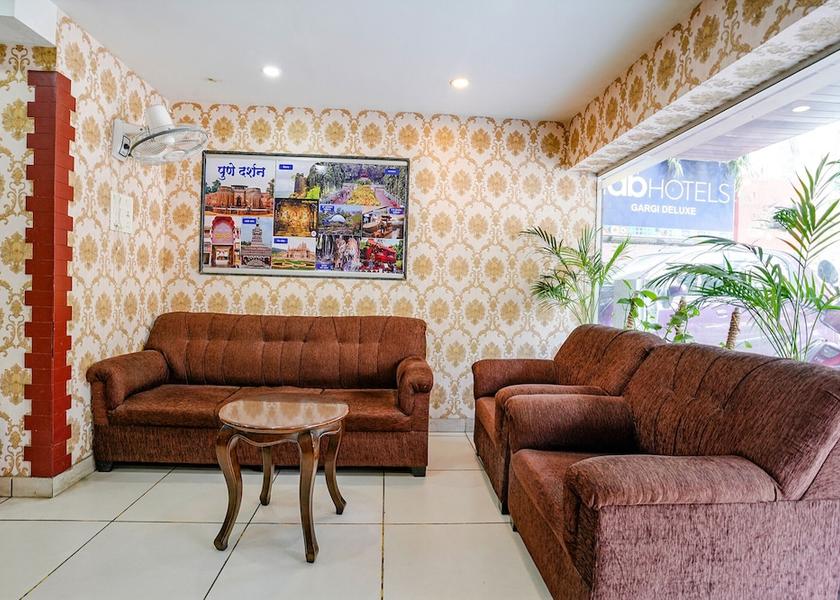 Maharashtra Pune Lobby sitting area