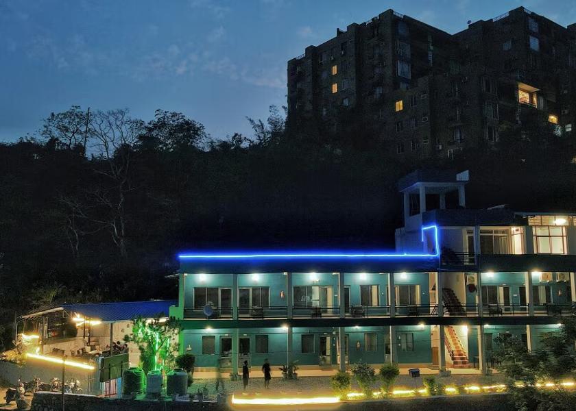 Uttarakhand Rishikesh Hotel Exterior