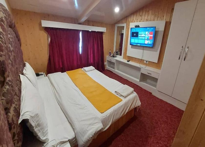 Jammu and Kashmir Pahalgam Interior