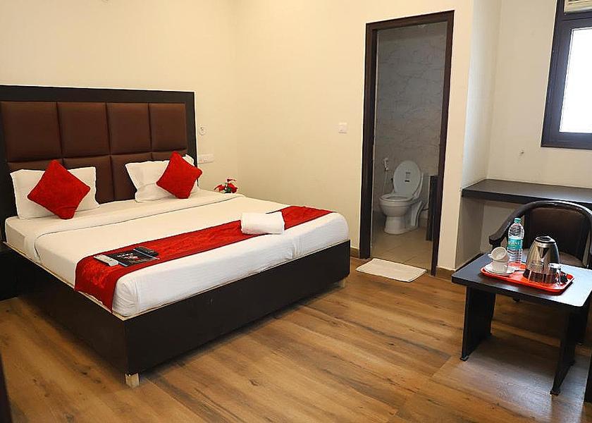 Uttar Pradesh Noida Deluxe Room
