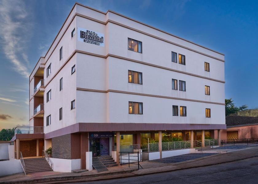 Gujarat Sasan Gir Hotel Exterior