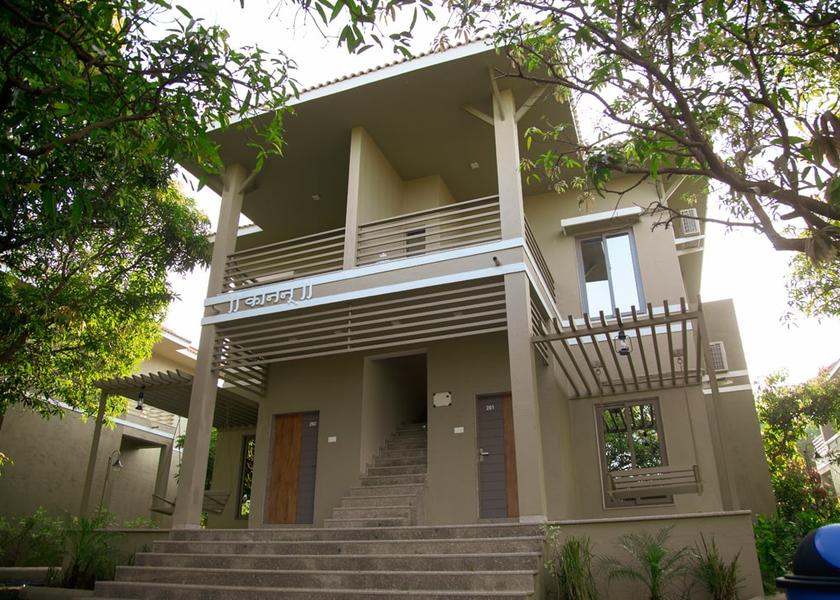 Gujarat Sasan Gir Hotel Exterior