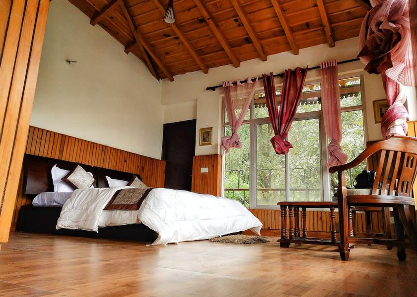Uttarakhand Bhimtal Room