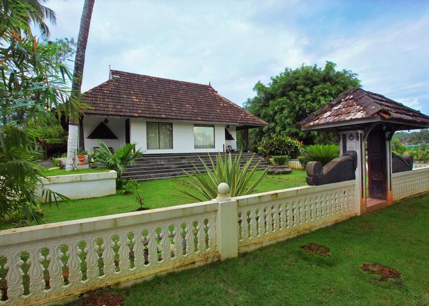 Kerala Thrissur Hotel Exterior