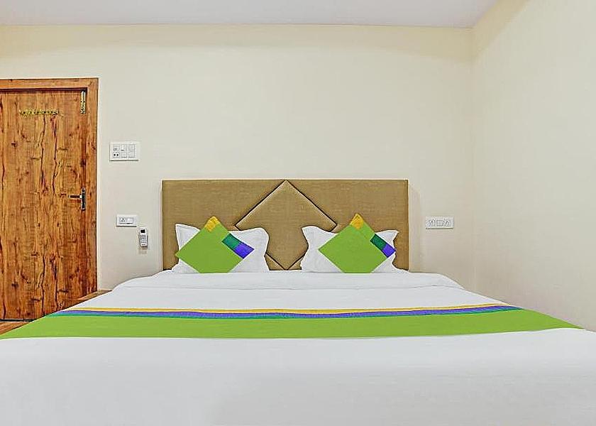 Madhya Pradesh Indore Deluxe Double Room