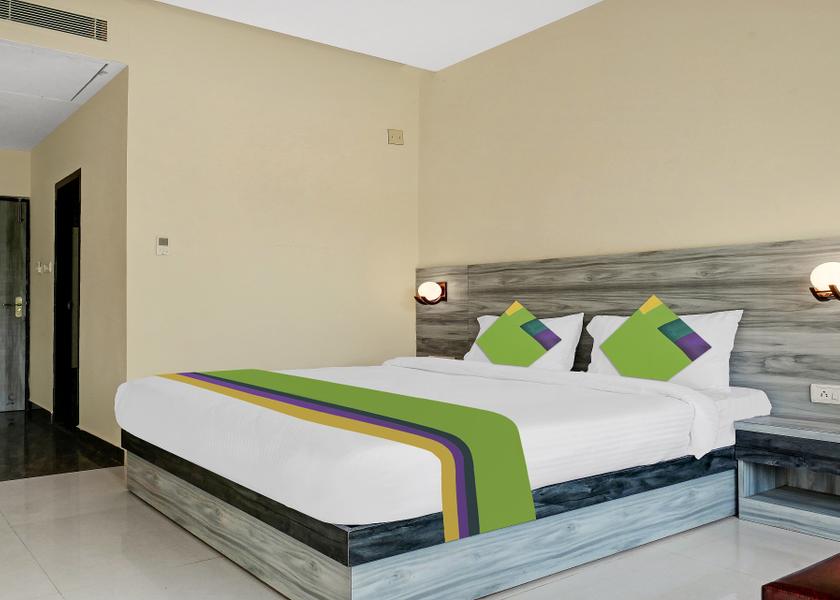 Uttar Pradesh Varanasi Deluxe Double Room