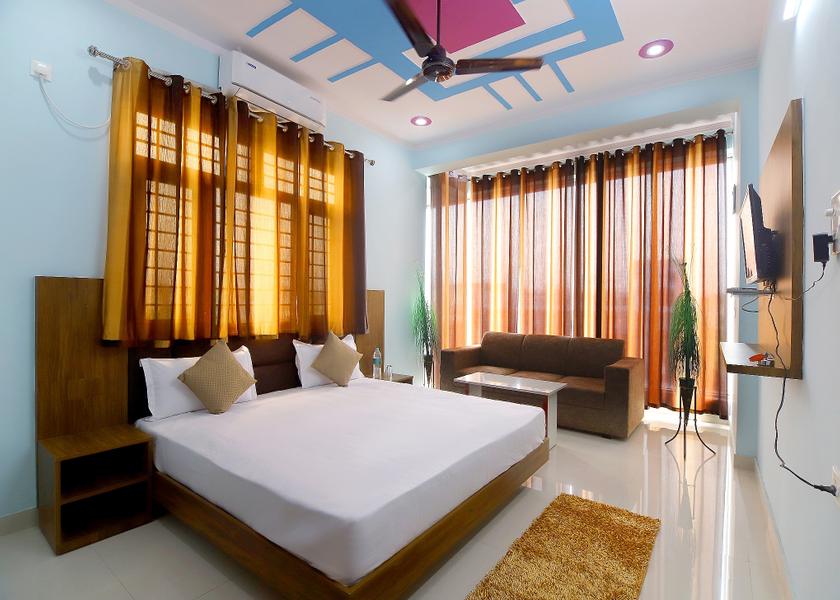 Uttarakhand Dehradun Standard Room