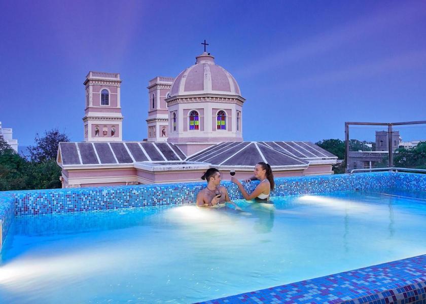 Pondicherry Pondicherry Swimming pool