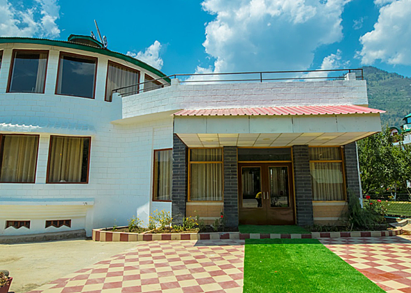 Himachal Pradesh Manali Hotel Exterior