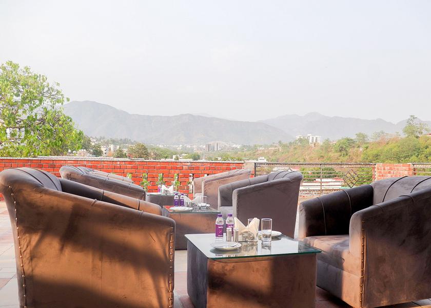 Uttarakhand Dehradun Food & Dining