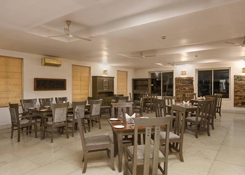 Rajasthan Udaipur Food & Dining