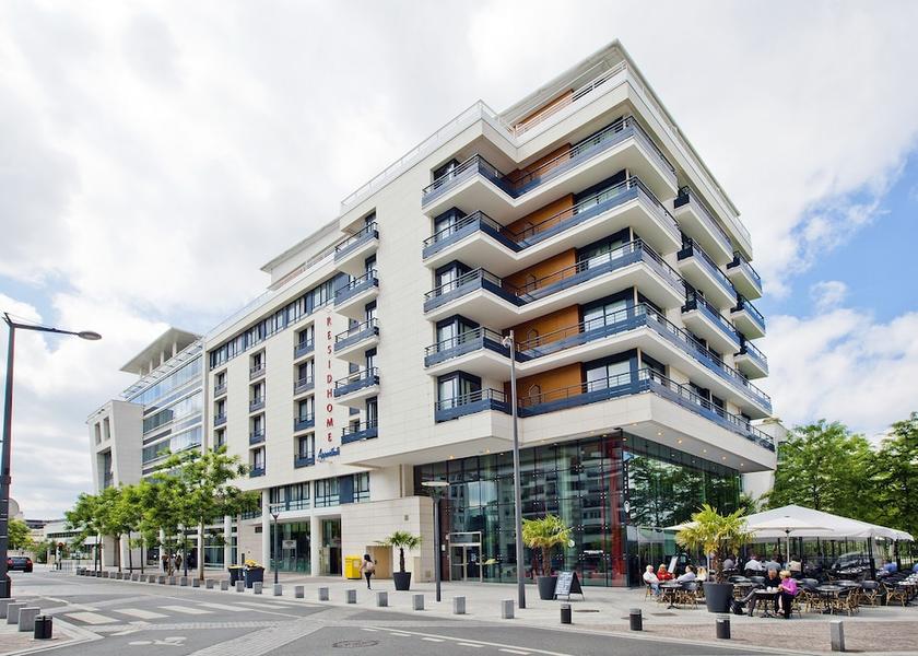 Île-de-France Bois-Colombes Front of property