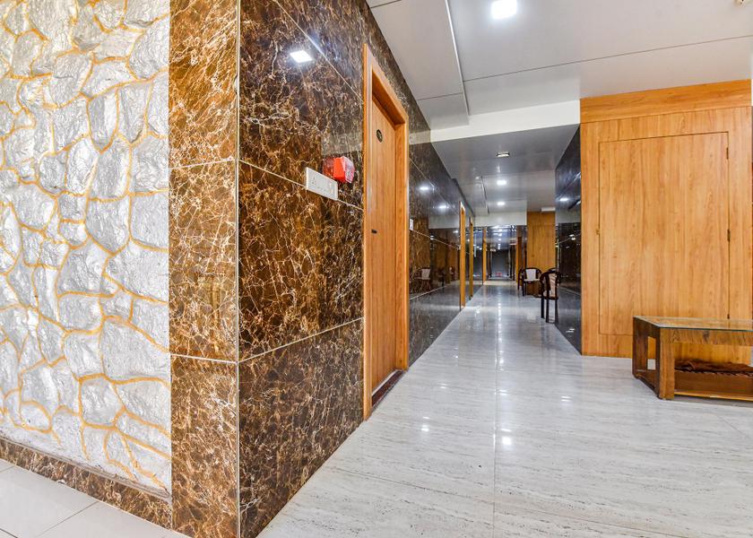 Rajasthan Mount Abu Lobby