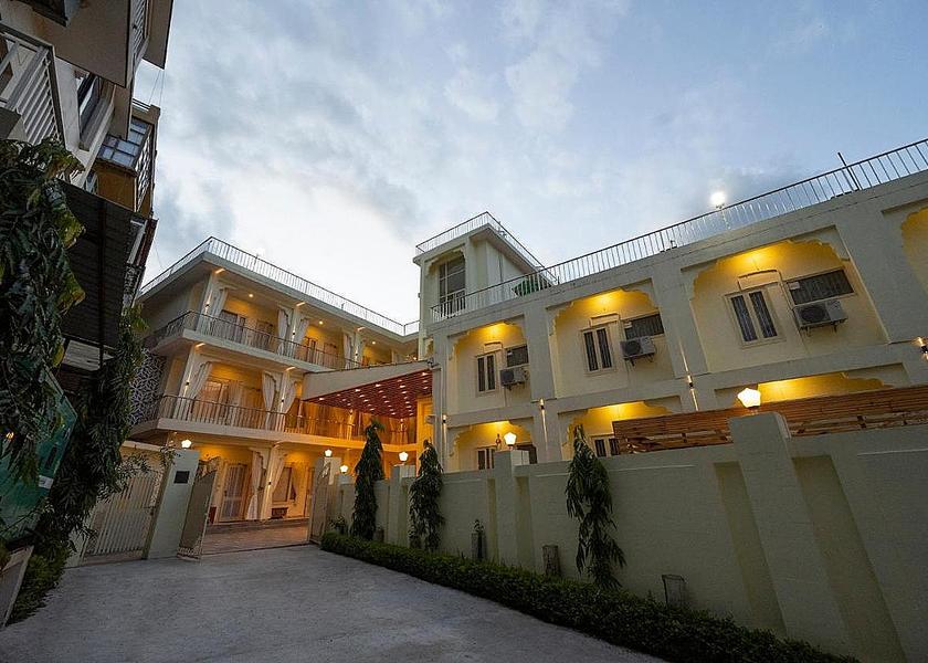 Uttarakhand Rishikesh Hotel Exterior