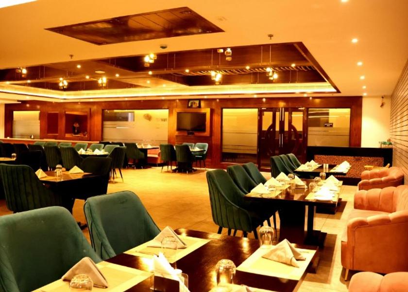 Uttarakhand Dehradun Food & Dining