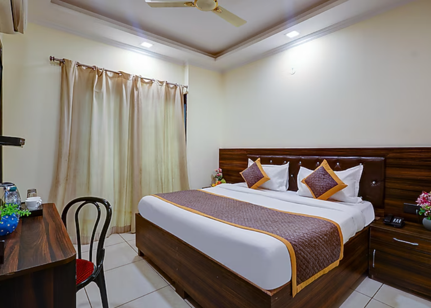 Uttar Pradesh Noida Standard Room