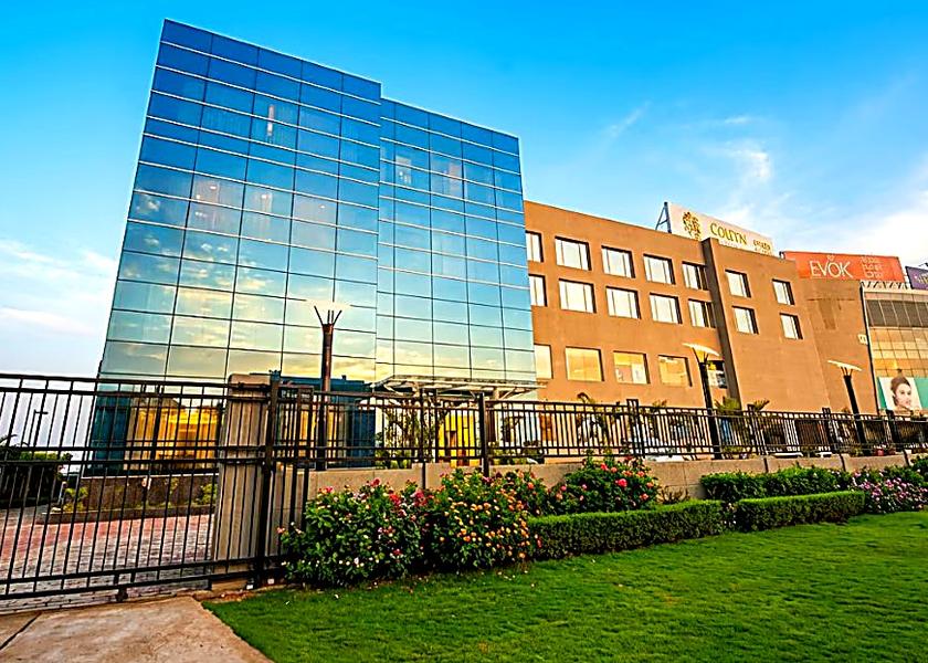 Punjab Zirakpur Hotel Exterior