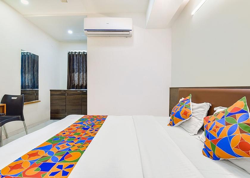 Gujarat Ahmedabad Room
